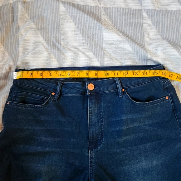 YMI HyperDenim Jeans - Picture 6 of 8